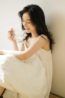 迷人的保姆线观电影